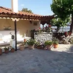 Le Due Sorelle Spilia (Central Greece)