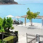 Le Due Sorelle מלון דירות Spilia (Central Greece)