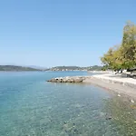 Le Due Sorelle מלון דירות Spilia (Central Greece)