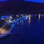 Le Due Sorelle Spilia (Central Greece)