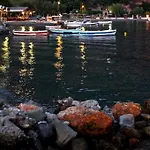 Le Due Sorelle 3* Spilia (Central Greece)