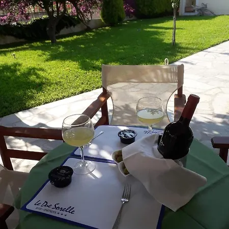 Le Due Sorelle Spilia (Central Greece)